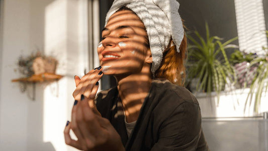 Cultivating a Conscious Skincare Ritual with 2BETRUE: Self-Care for the Modern Individual